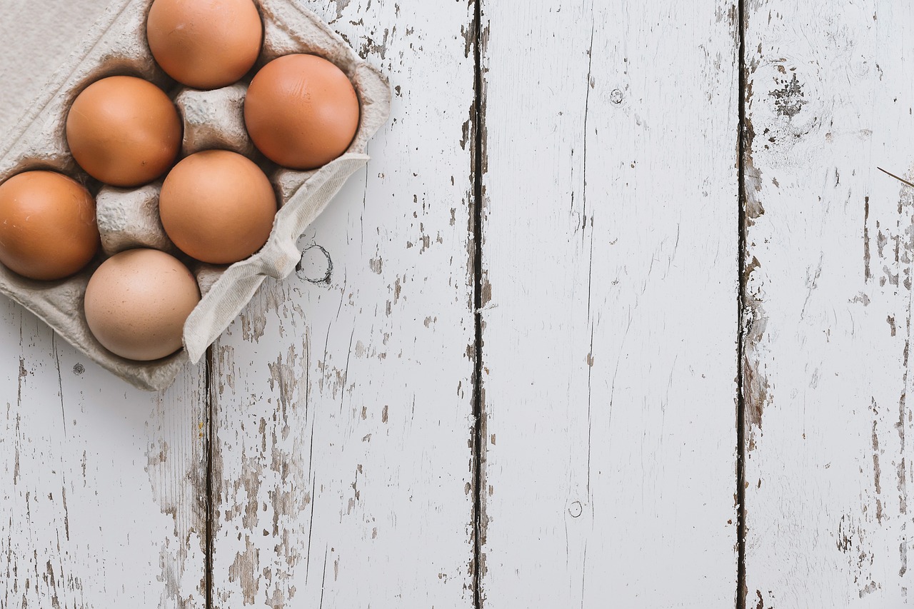 eggs, protein, cart-3281585.jpg